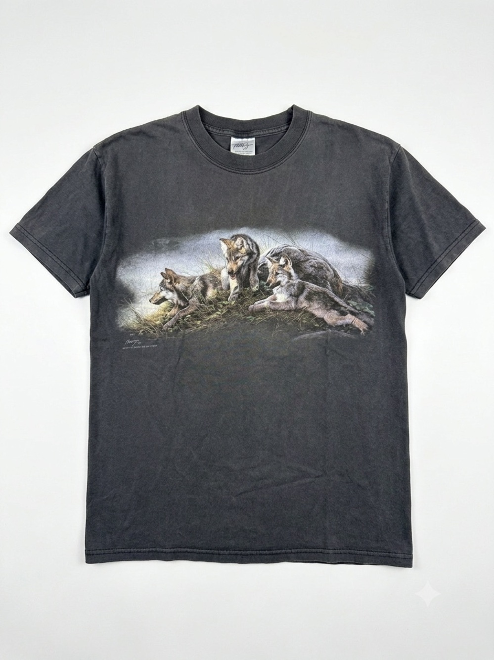 Vintage Grey Wolf Graphic Tee